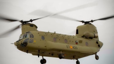 Un helicóptero accidentado de la Guardia Civil en Gredos es rescatado por otro del Ejército de Tierra