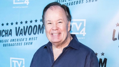 Muere a los 75 años el actor Dennis Haskins, el director del instituto de 'Salvados por la campana'