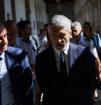 El informe de la Policía sobre Ceuta desmiente a Marlaska y apunta [...]