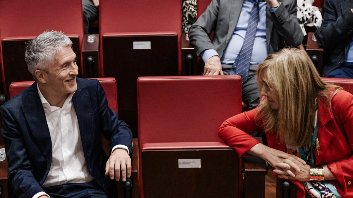 El ministro de Interior, Fernando Grande Marlaska, y la presidenta del Tribunal Supremo y del Consejo General del Poder Judicial, Isabel Perelló.