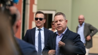 Page intensifica sus críticas al Ejecutivo y sostiene que Sánchez "vive arrodillado" ante las minorías más radicales
