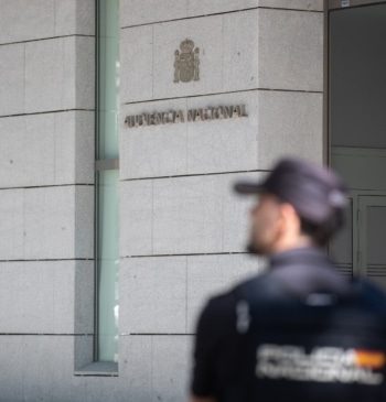 El juez acusa a los encarcelados por terrorismo de portar localizaciones de [...]