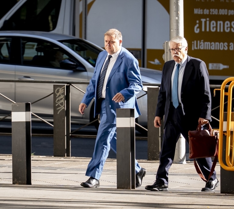 Pedraz cree que el móvil de Juanma Serrano puede ser prueba de tráfico de influencias y frena su devolución