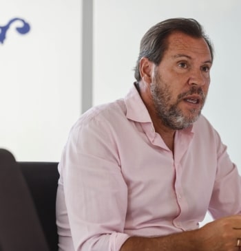 Óscar Puente responde a Vivas y defiende el puerto para acoger migrantes: [...]