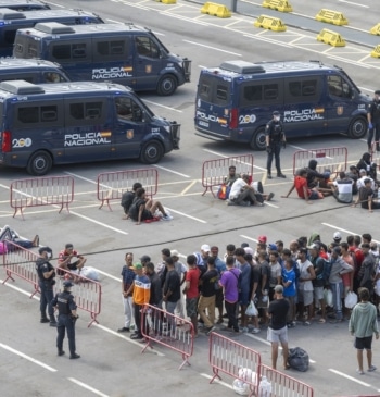 Policías denuncian que Interior busca "cabezas de turco" tras el informe sobre [...]