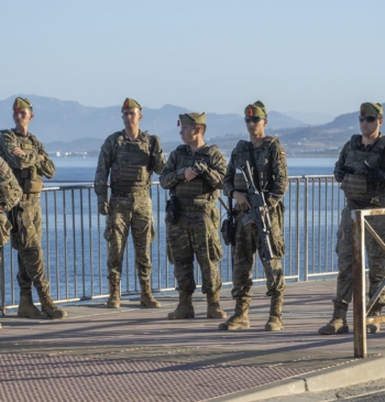 Devueltos los 21 migrantes detenidos en Ceuta por apedrear a militares y [...]