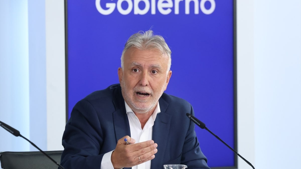 El ministro de Política Territorial y Memoria Democrática, Ángel Víctor Torres; durante la rueda de prensa posterior al Consejo de Ministros