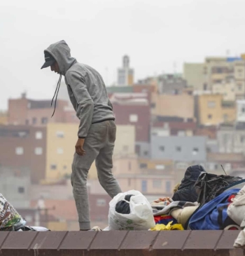 Las vías tras la avalancha de Ceuta siguen operativas y ahora miran [...]