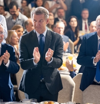 El presidente de Ceuta, Juan Jesús Vivas, aplaude la visita del rey, [...]