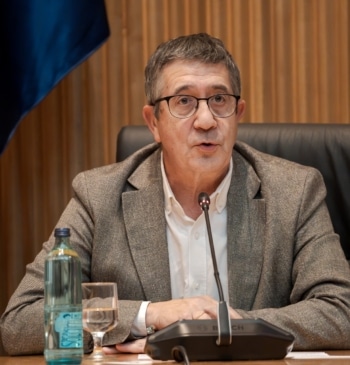 El PSOE confirma su respaldo a la ley para conceder la nacionalidad [...]