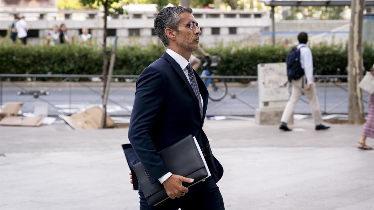 El abogado de Begoña Gómez, Jaime Campaner, a su llegada a los Juzgados de Plaza de Castilla, a 8 de septiembre de 2026.