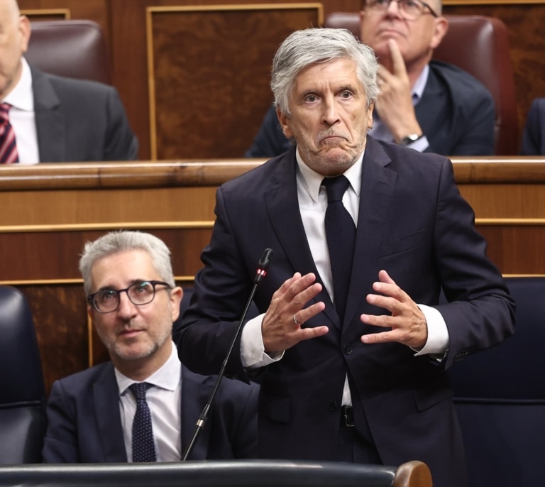 Marlaska negó conocer la situación de Ceuta mientras sus guardias civiles y policías se reunían con Vivas "de urgencia"