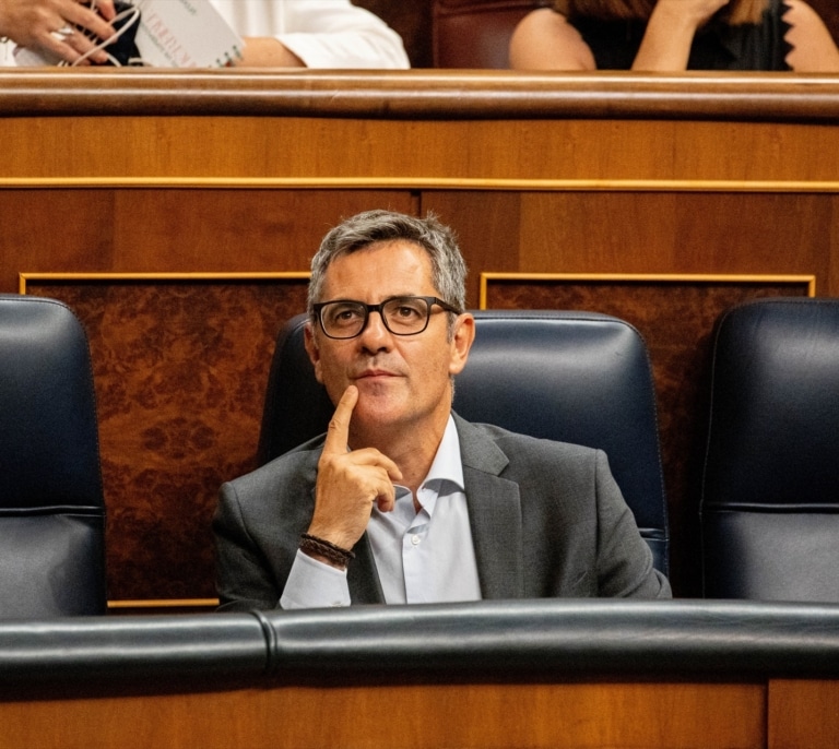 Bolaños incumple el plazo de Europa para reformar la ley de trata de personas: de la prostitución a la gestación subrogada