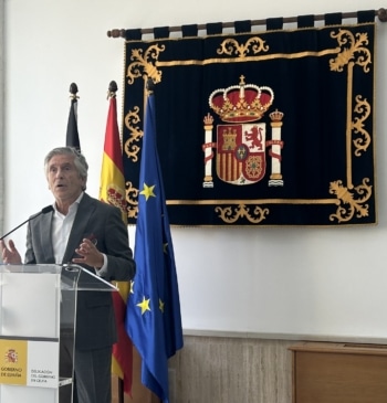 Marlaska asegura que Marruecos "sigue cooperando" mientras refuerza las fronteras ante nuevos [...]