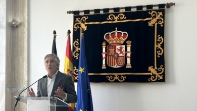 Marlaska asegura que Marruecos "sigue cooperando" mientras refuerza las fronteras ante nuevos asaltos