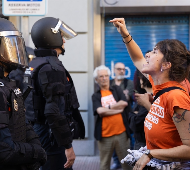 ¿Quién tiene la competencia para desalojar la acampada de Sol por Maricarmen, Policía Nacional o Municipal?