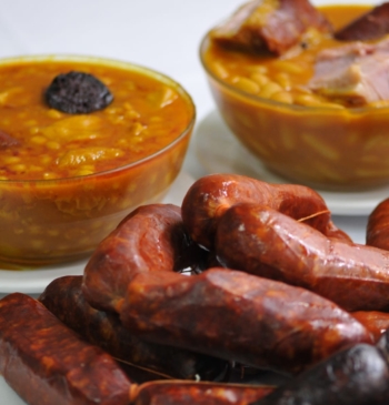 El auténtico restaurante asturiano de La Latina que aparece en 'La bola [...]