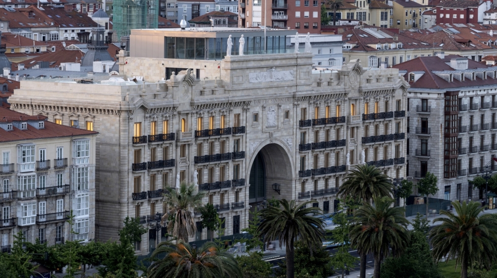Del Guggenheim a Faro Santander, la flamante cornisa cantábrica del arte