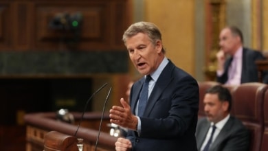 Feijóo a Sánchez: "¿Qué sabe Marruecos de usted? España no puede tener un presidente bajo chantaje"