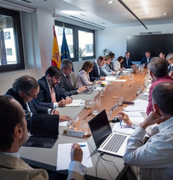 Los transportistas piden a Cuerpo elevar de 20 a 40 céntimos la [...]
