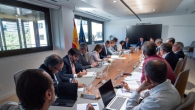 Los transportistas piden a Cuerpo elevar de 20 a 40 céntimos la ayuda al combustible hasta fin de año
