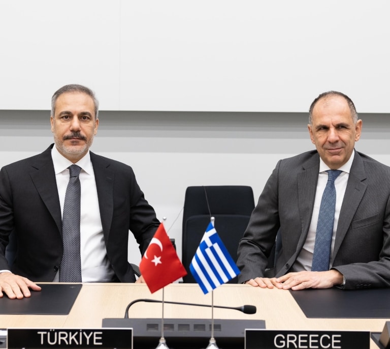 Grecia avisa a Turquía en el aniversario de la masacre de Esmirna: "La era de la pasividad ha terminado" 