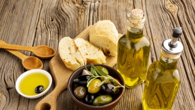 Cómo elegir el mejor aceite de oliva en el supermercado, según la OCU