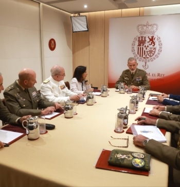 La Casa Real difunde una imagen de la reunión con Margarita Robles [...]