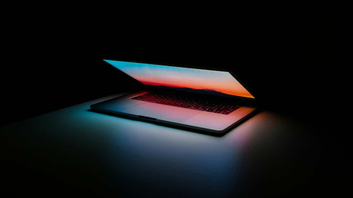 Berhattan apuesta por la tarifa plana para el diseño web, el SEO y la visibilidad en buscadores de IA