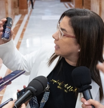 De la impresora al gas pimienta, el 'mercadeo de objetos' en el [...]