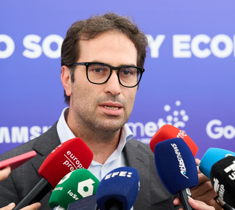 El INE recorta dos décimas el crecimiento del PIB en 2025 al 2,6% tras revisar a la baja el consumo y las exportaciones