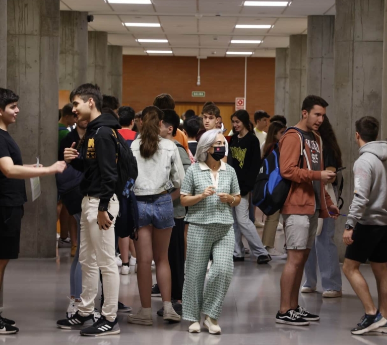 Castilla y León reafirma su hegemonía en PISA 2025 y se afianza en el 'top' de la educación española