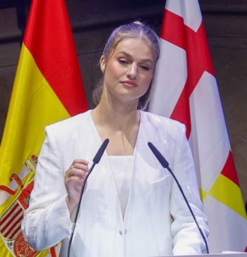 "Bienvenida a la uni, princesa": así serán los cuatro años de Leonor [...]