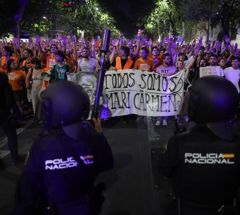 ¿Otro 15-M?: el PP augura que la izquierda "incendiará las calles" si Feijóo llega a Moncloa