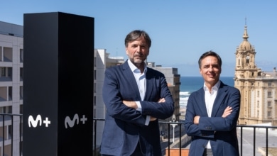 Movistar Plus presume de buena cosecha de cine español con 'El ser querido' y 'La bola negra', y presenta 13 series originales