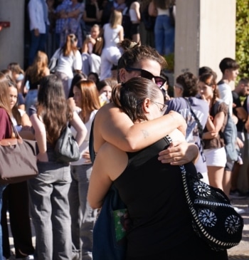 Quién es Claudia Tacoronte, la joven estudiante asesinada que solo llevaba tres [...]