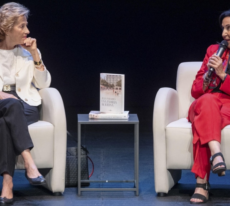 Margarita Robles confiesa que trata de "no ser muy políticamente correcta" y de hacer lo que piensa