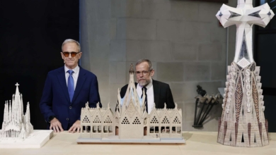 De tirar una manzana a un solo edificio: la propuesta para terminar la Sagrada Familia no convence a los vecinos y obliga a posicionarse a Collboni
