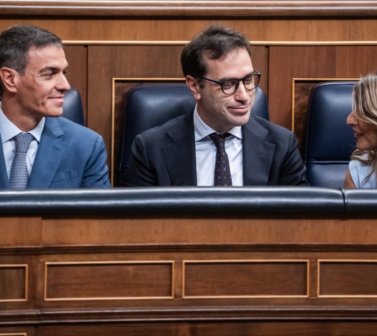 Las cotizaciones sociales que pagan las empresas se multiplican por 13 durante la 'era Sánchez' respecto a la etapa de Rajoy