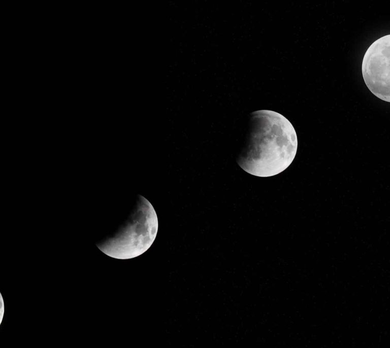 Calendario lunar de octubre 2026: fases, cambio de hora y lluvias de estrellas