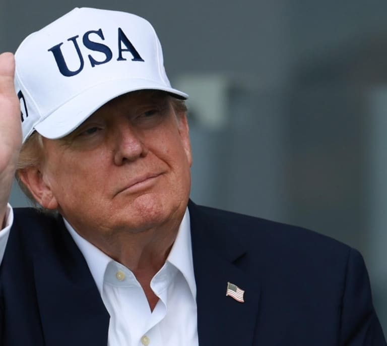 El Tribunal Supremo de EEUU frena el intento de Trump de restringir el voto por correo