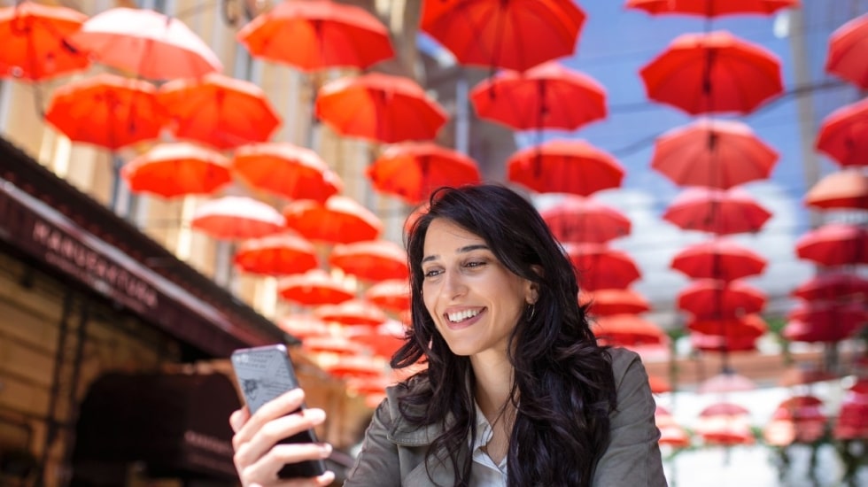 Viaja por Asia conectado a Internet: una eSIM para Tailandia, Corea del Sur, Japón y muchos más países