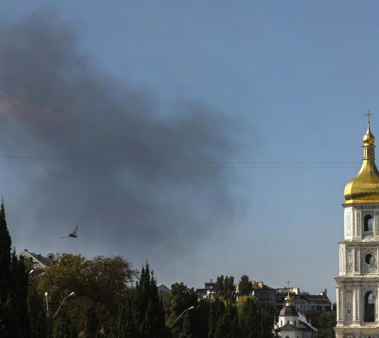 Zelenski también suspenderá durante tres días los ataques contra Moscú tras hacerlo Putin con Kiev
