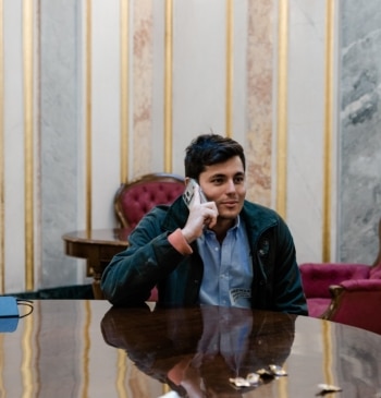 El Congreso retira la acreditación a Vito Quiles de forma permanente