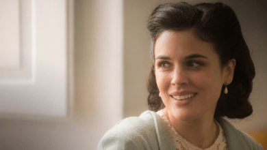 Ya hemos visto el primer capítulo de 'Sira', la secuela de 'El tiempo entre costuras' que emitirán "muy pronto" Antena 3 y Netflix