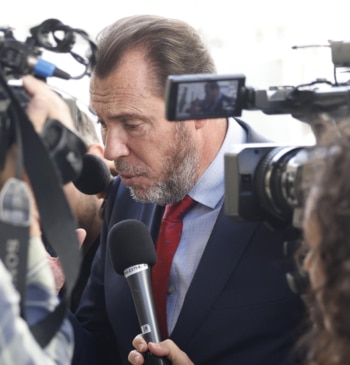 Óscar Puente bromea sobre Renfe y las víctimas de Adamuz se revuelven: [...]