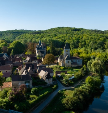 Viaje en el tiempo por Dordoña-Périgord: de las cuevas trogloditas a los [...]