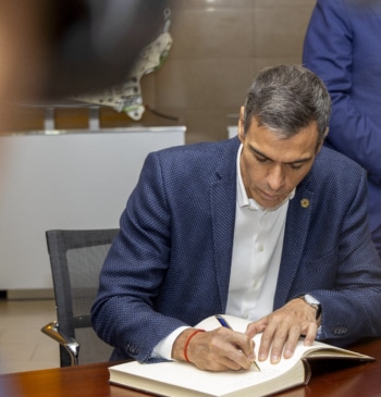 El Gobierno rechaza el órdago de Junts y mantiene la votación de [...]