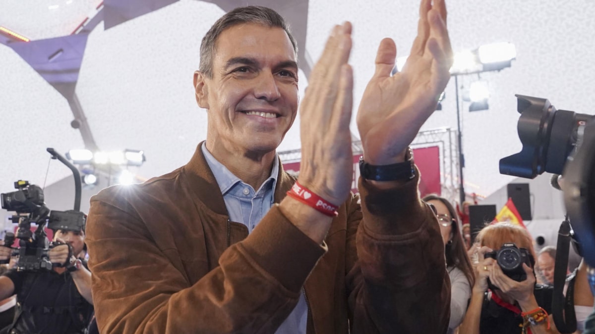 Sánchez asegura que el sistema público de pensiones es "solvente" y goza de "extraordinaria salud"