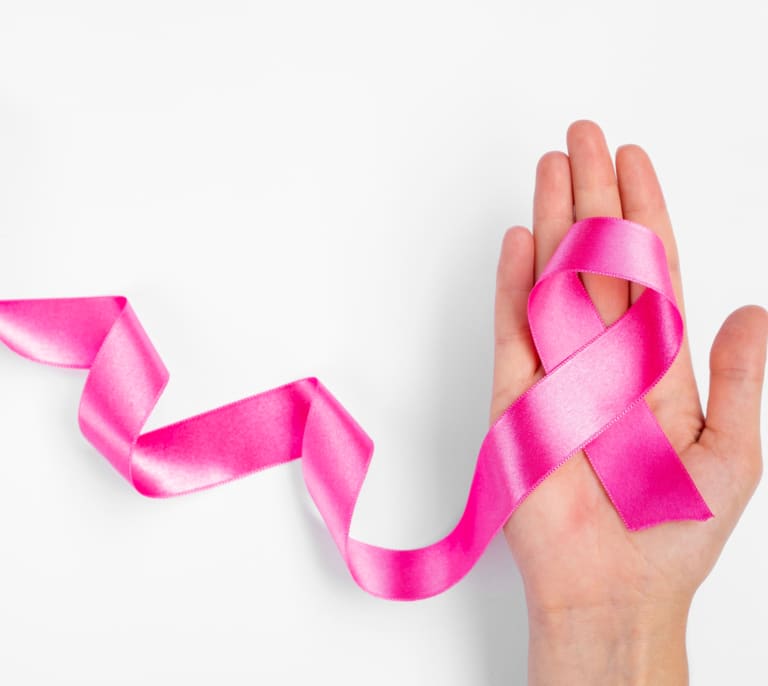 Sí, los hombres también pueden tener cáncer de mama